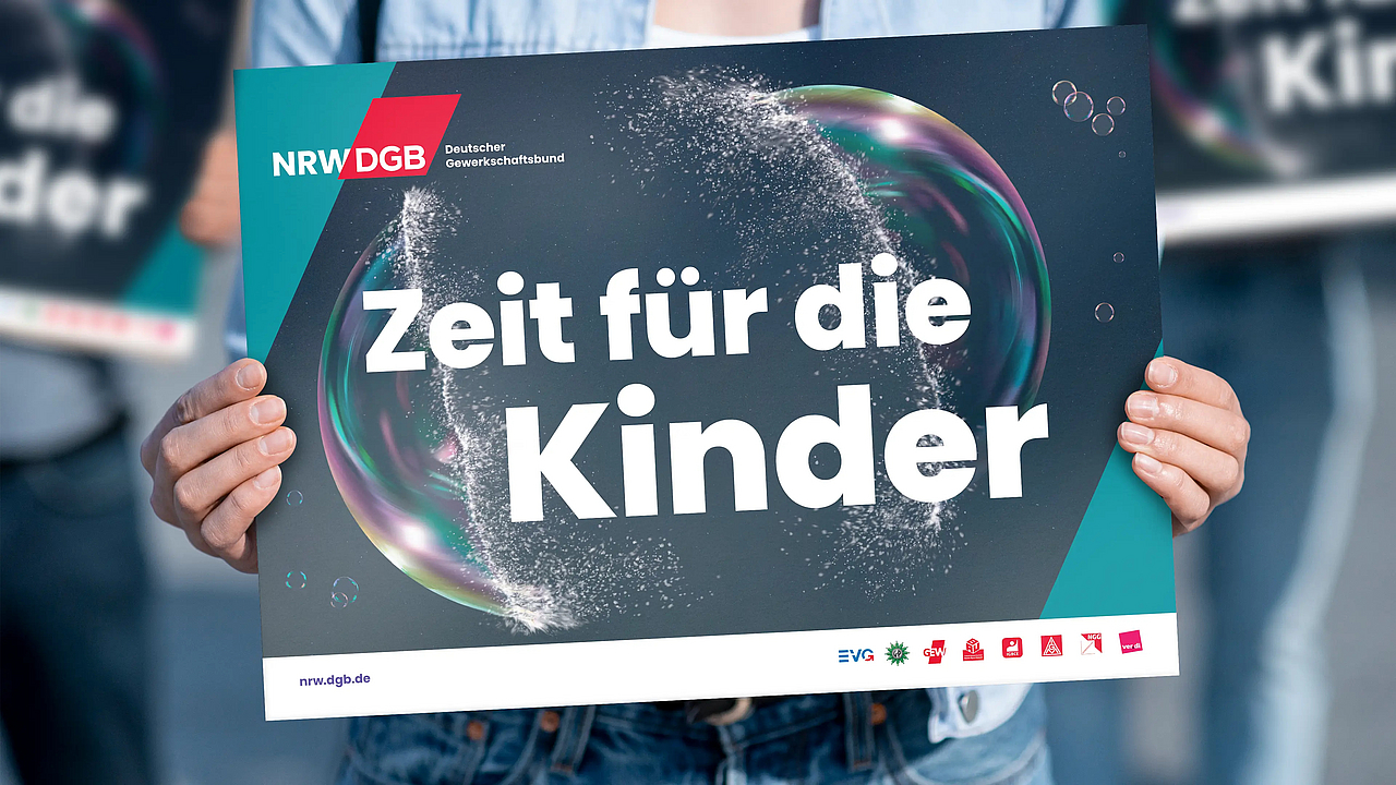 Handschilder der DGB Crossmedia Kampagne